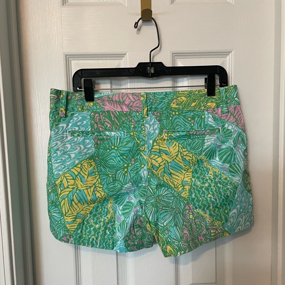 Lilly Pulitzer Callahan Shorts, Multi Sun Dance Print - Picture 2 of 4